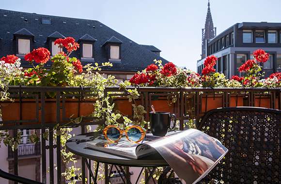 chambre double avec balcon dans le centre de Strasbourg