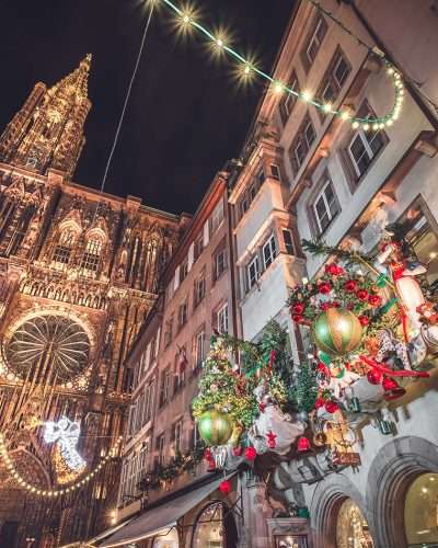 Cathédrale Notre-Dame de Strasbourg et rue Mercière