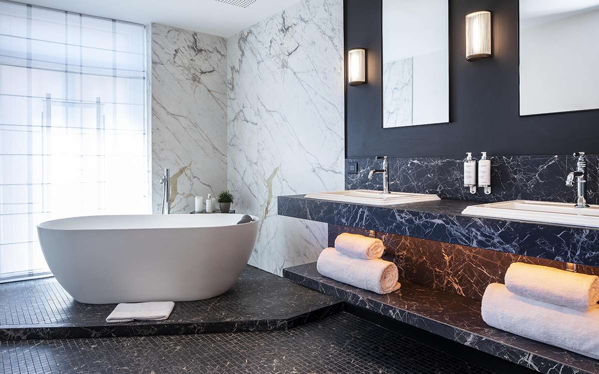 Book the Signature Suite at the Maison Rouge Hotel Strasbourg | 5-star hotel in Strasbourg, Alssace