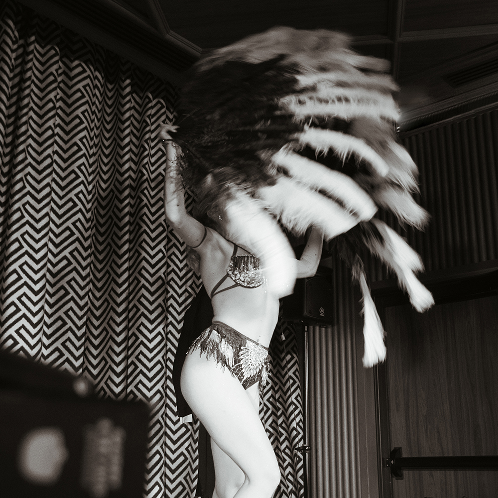 Cabaret dinner shows
« Jazz & Burlesque »