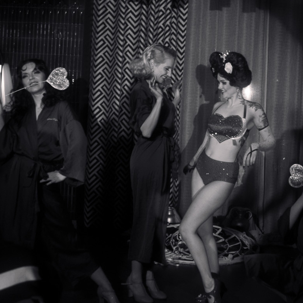 Cabaret dinner shows
« Revue & Corrigée »